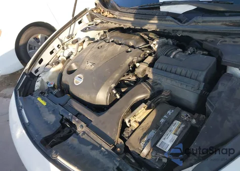 2010 Nissan Maxima 3.5 S z USA, uszkodzony, nr VIN 1N4AA5AP6AC810426